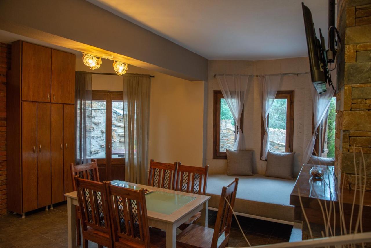 Symmetron Suites Каламос Екстер'єр фото