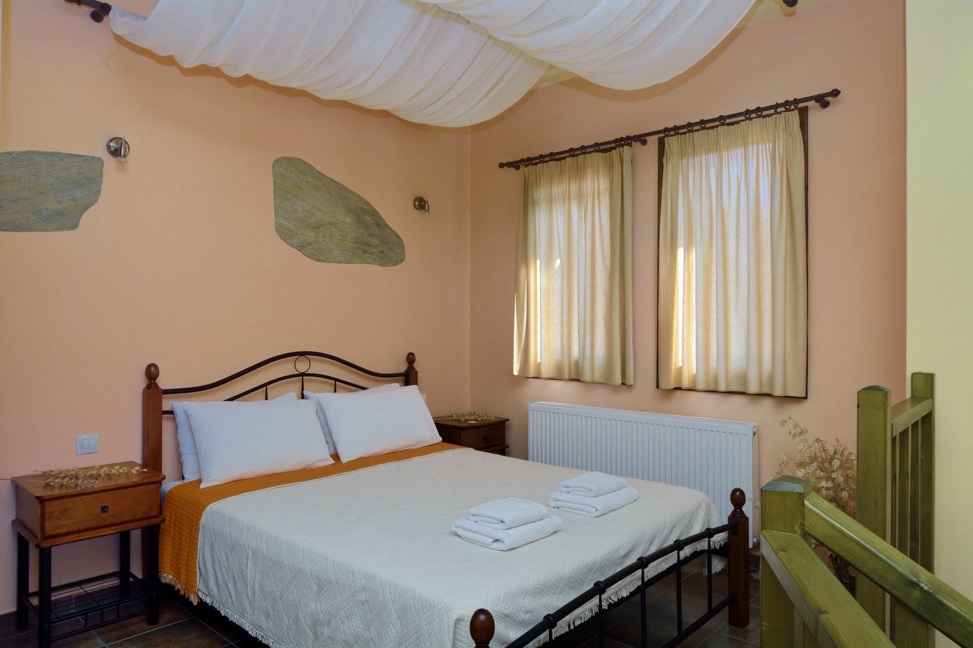 Symmetron Suites Каламос Екстер'єр фото